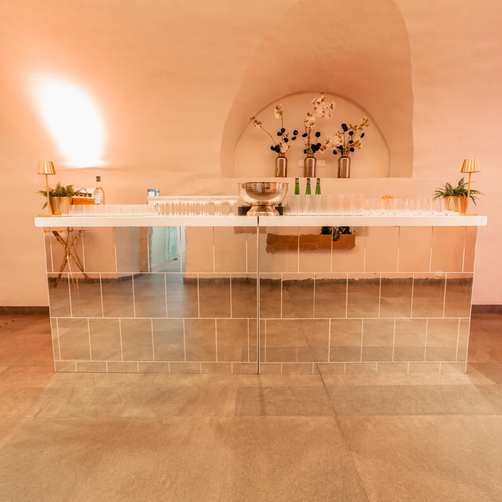Mirrored Mobile Bar Hire Insitsu