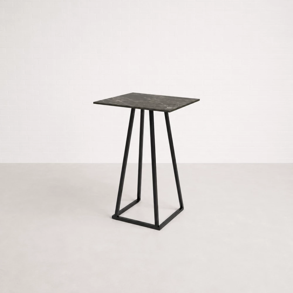 Trap Poseur Table Black Frame Ffff