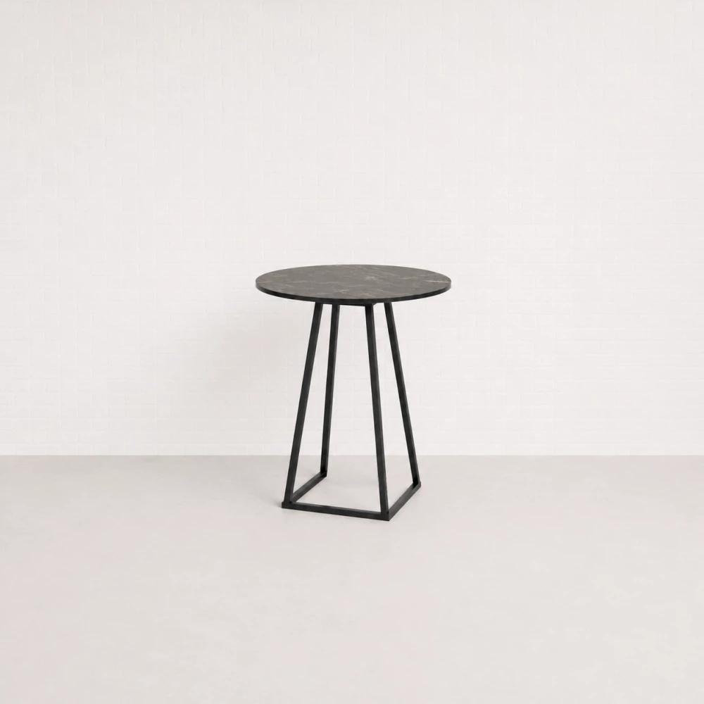 Trap Poseur Table Black Frame Fffff