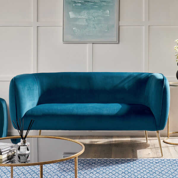 sapphire lush sofa hire5
