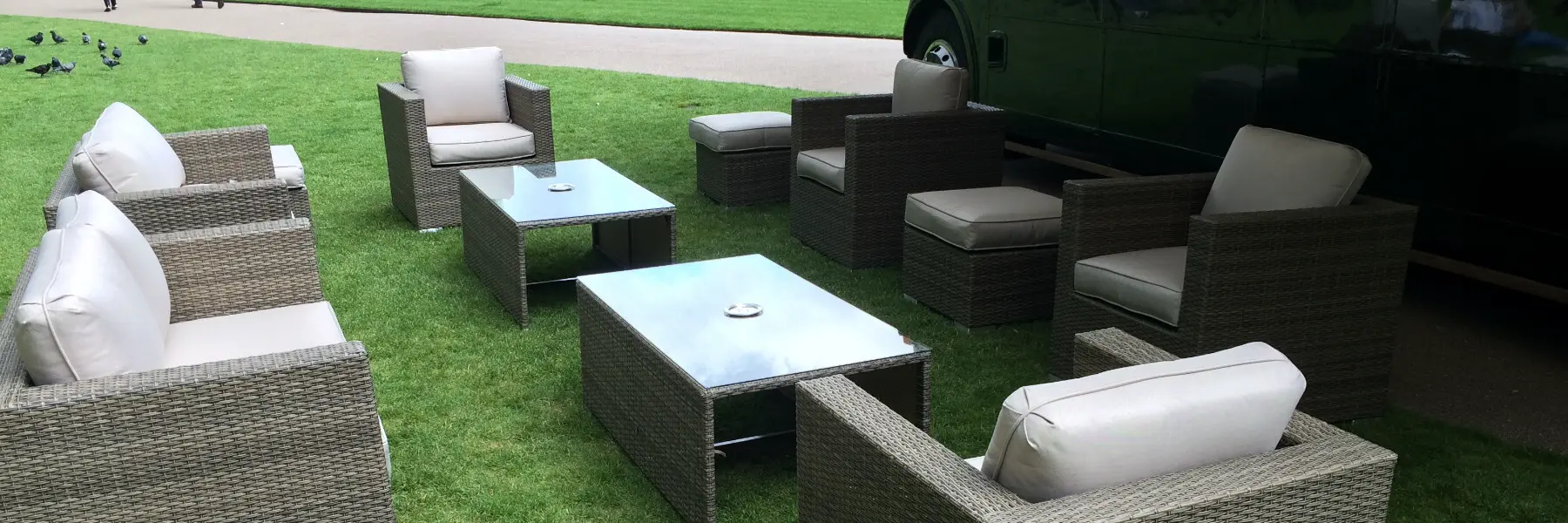 outdoor-furniture-hire-london.webp